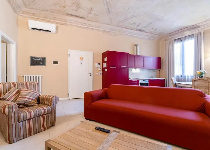 Broccaindosso 33 - Nel Centro Storico